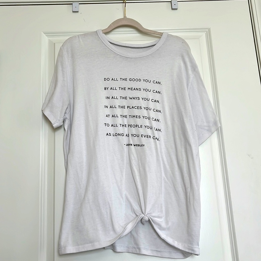💥$5 FLASH SALE 💥
 Inspirational graphic tee